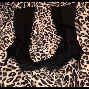 Vera Wang High Heel Boots